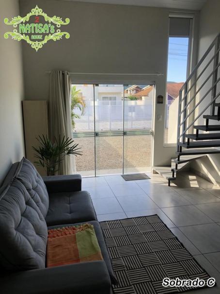 Sobrados Aconchegante Com Piscina "Natisashouse" Villa Bombinhas Exterior photo